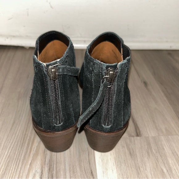 Trask black suede pointed toe ankle boots zip closure block heel - Picture 4 of 7